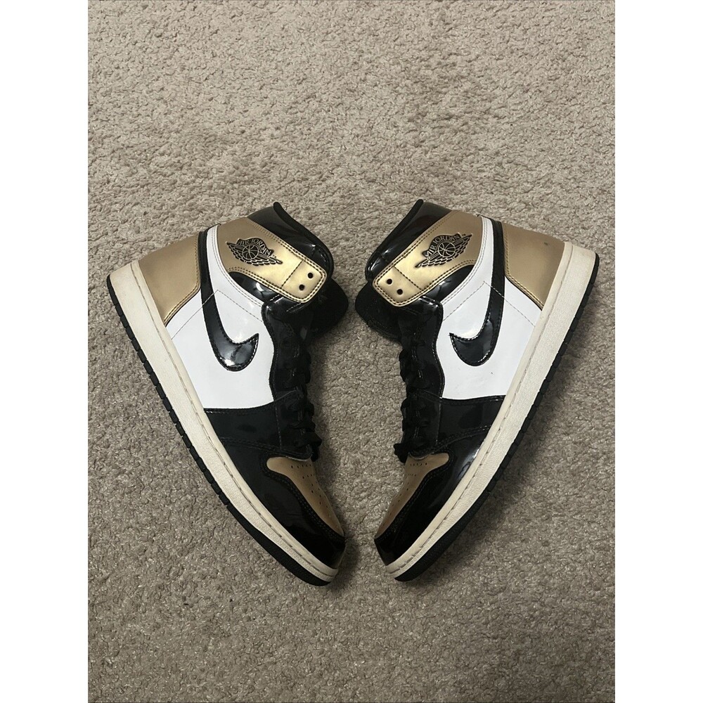 Mens Size 11 Air Jordan 1 Retro OG NRG High Gold Toe 2018 Used